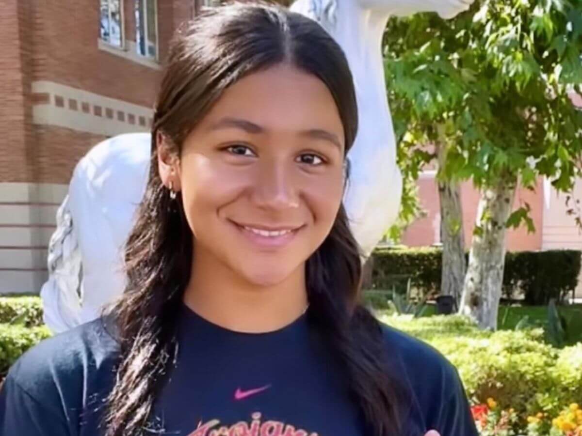 Breaststroker Bella Brito Verbally Commits to USC for 2025 Swimming