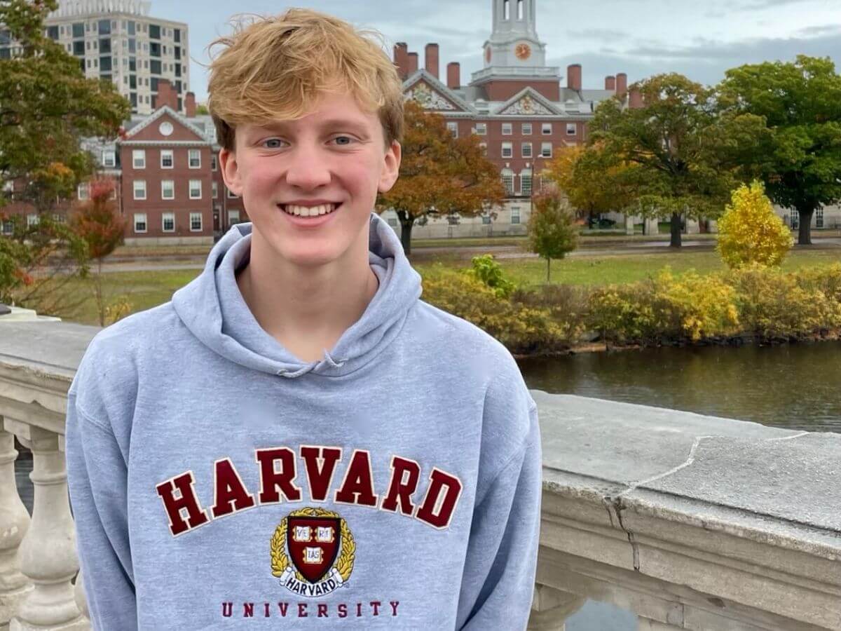 Harvard Secures First 2025 Verbal From Distance Specialist William 