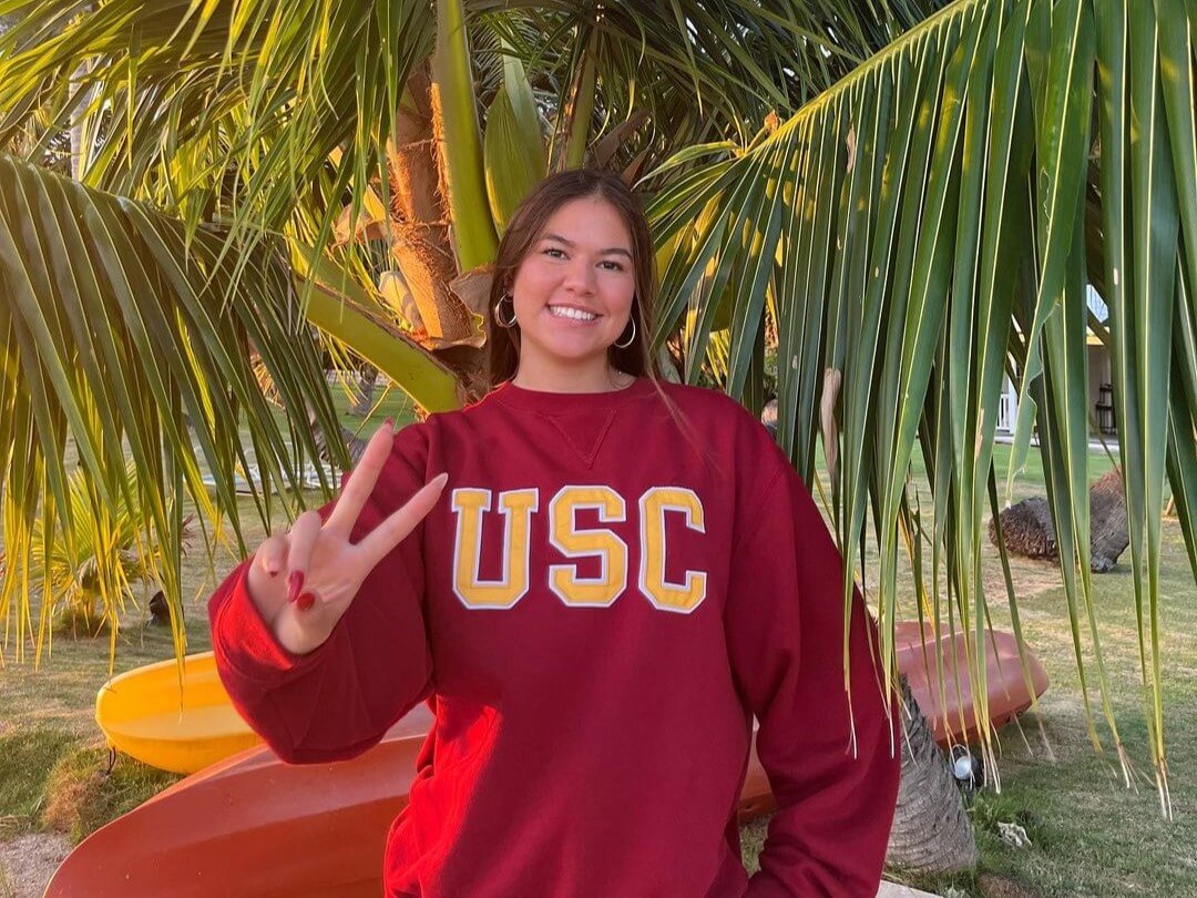 Hawaii's Sage Miller Verbally Commits to USC for 2025 Swimming World News