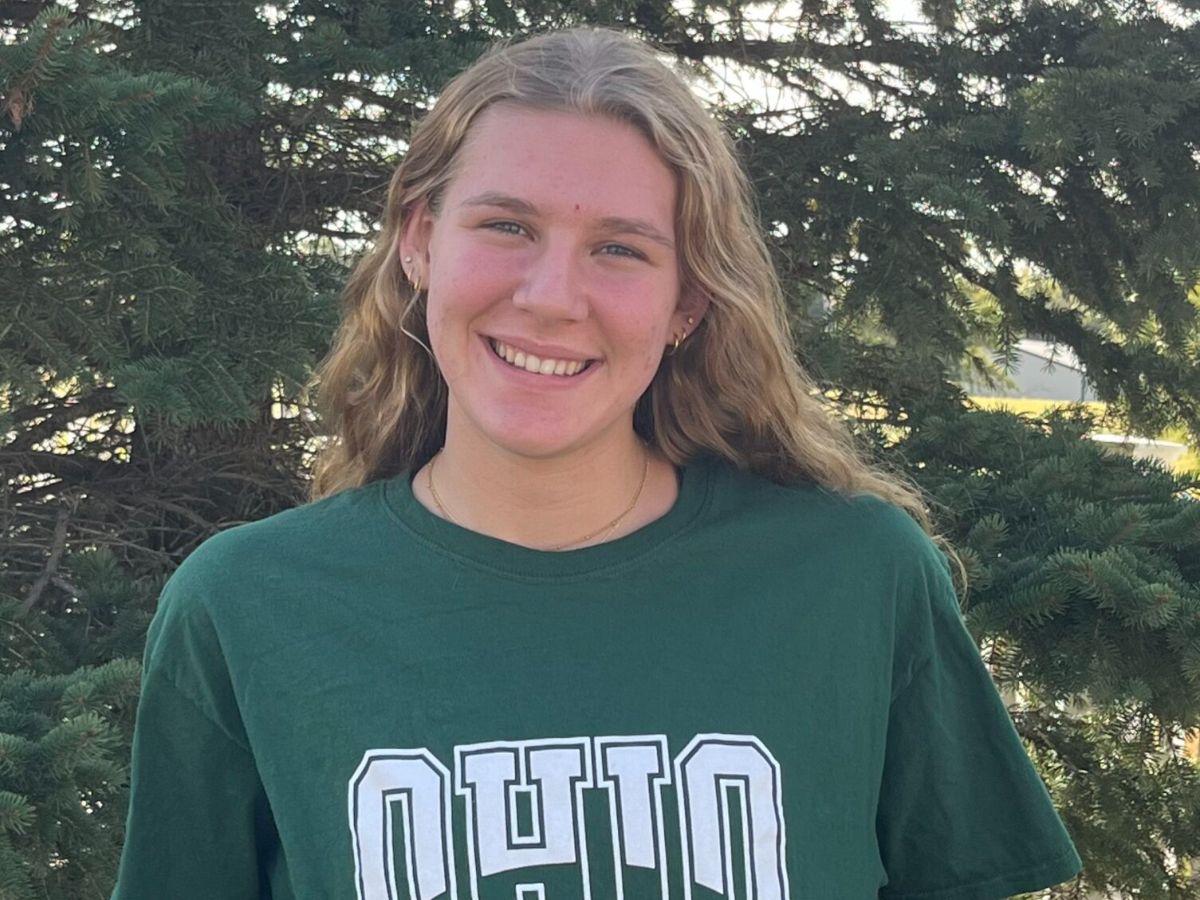 Lily Baumgartner Stays In State, Commits To Ohio For 2025 Swimming