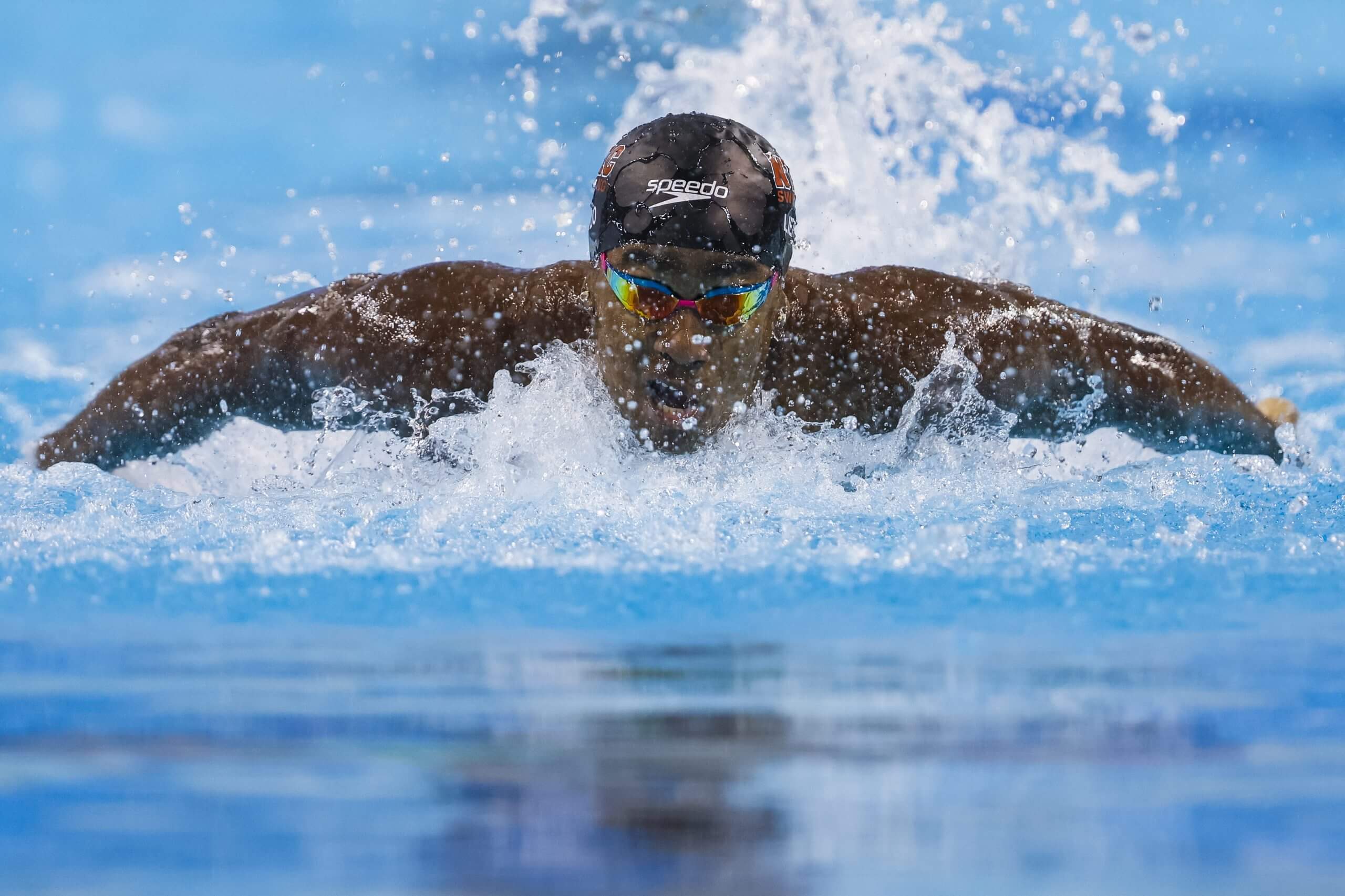 Commonwealth Games, Day Three Finals: Josh Liendo Edges Matthew Temple by .01 for 100 Fly Gold