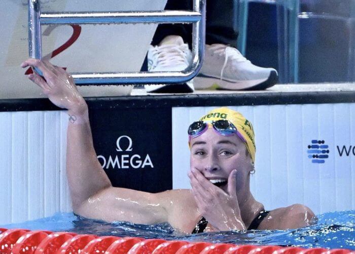 Brianna Throssell BRONZE 200fr Delly Carr Swimming Australia jpg