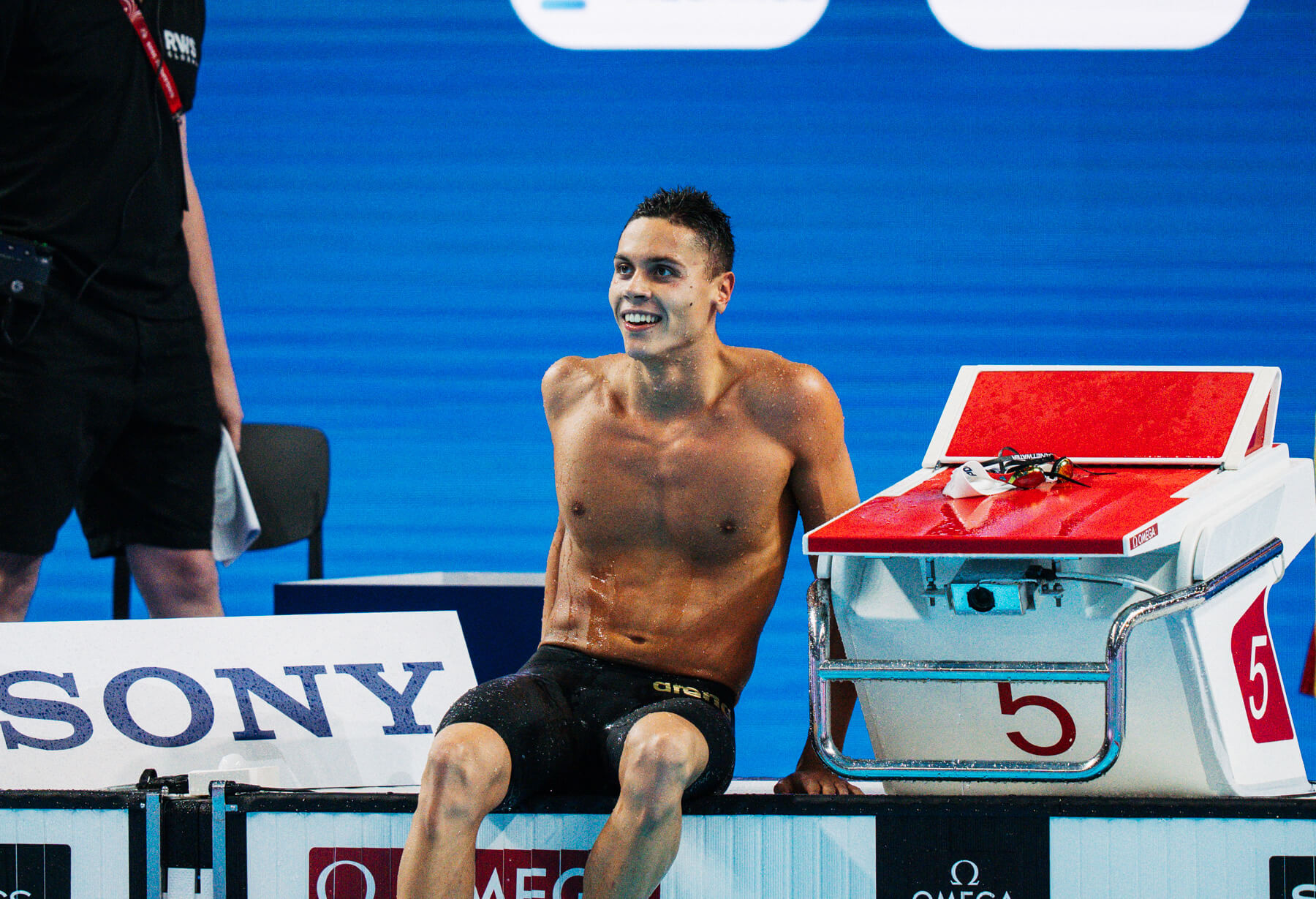 David Popovici Swims Second-Fastest Time Ever in 100 Free