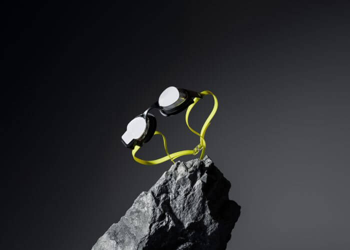 FORM Smart Goggles