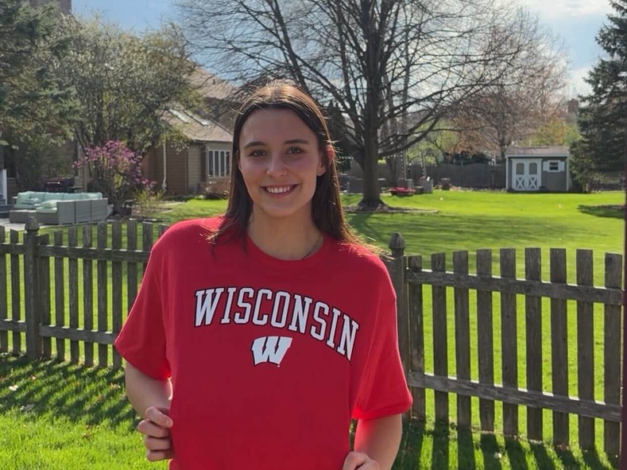 Fox Valley Swim Team's Sofia Piater Chooses Wisconsin For 2027