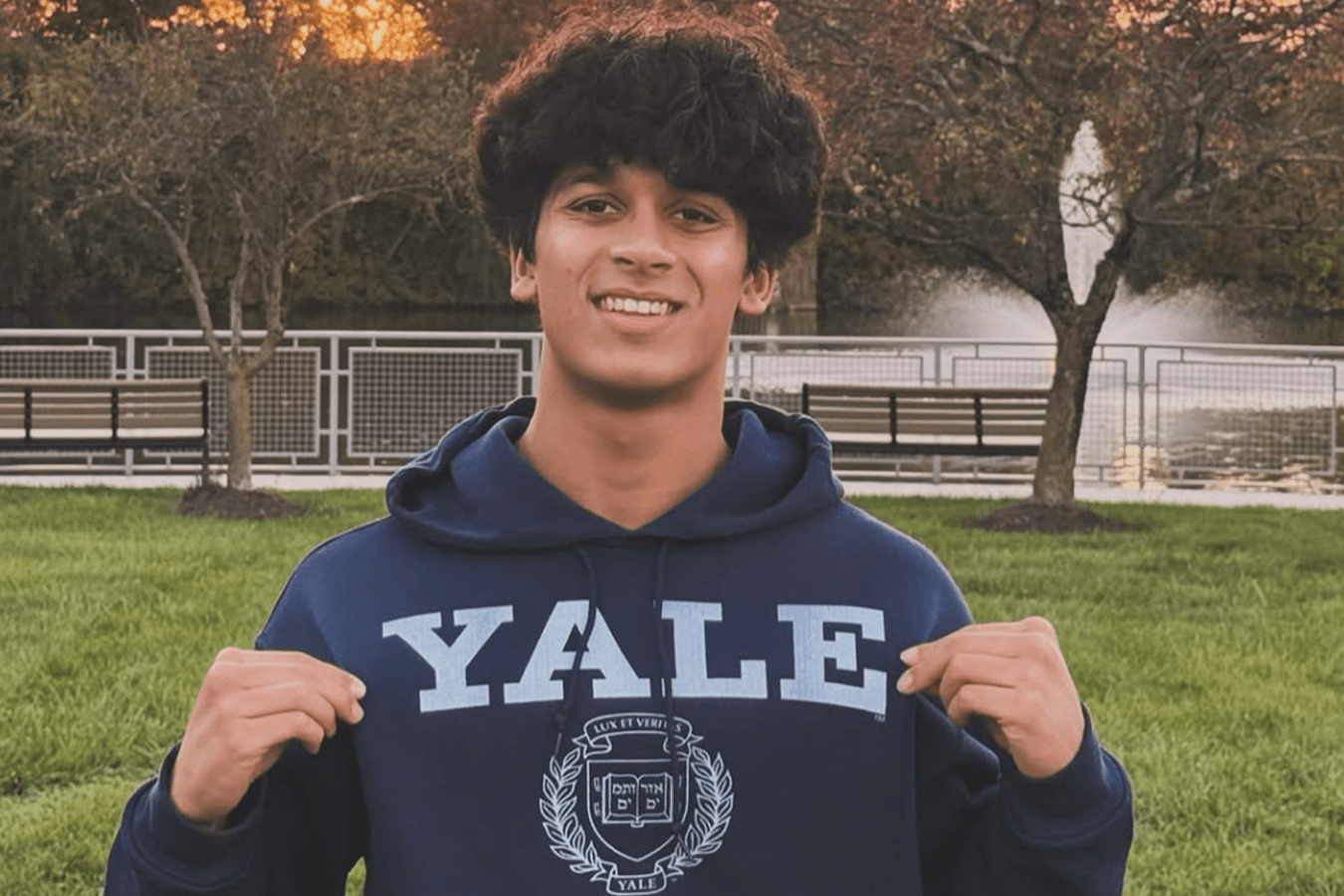 Sprinter Aaron Roy Announces 2028 Verbal Commitment to Yale